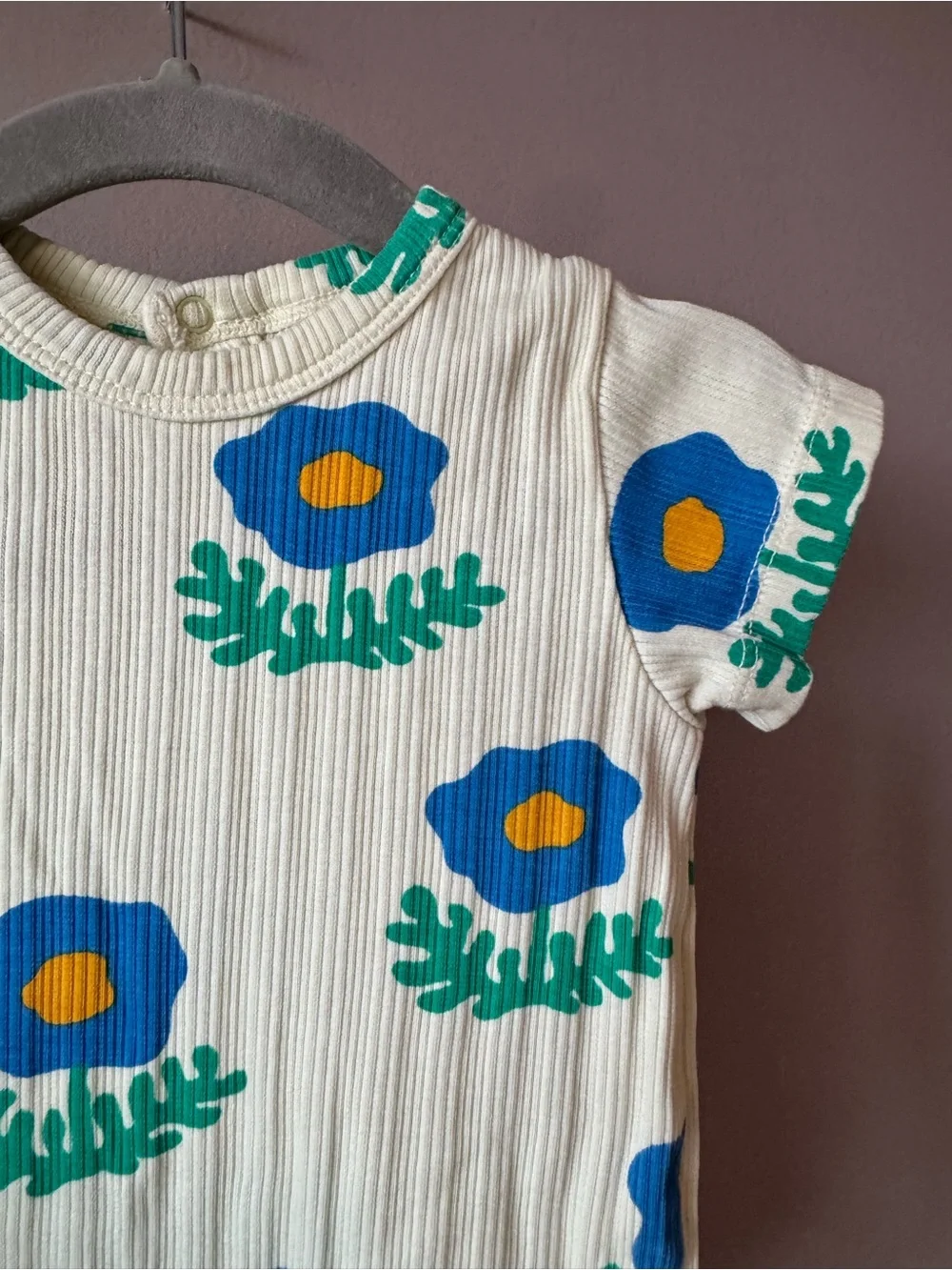 Tinycottons NWOT Ribbed Soft Stretch Flower Bodysuit Size 6 Months